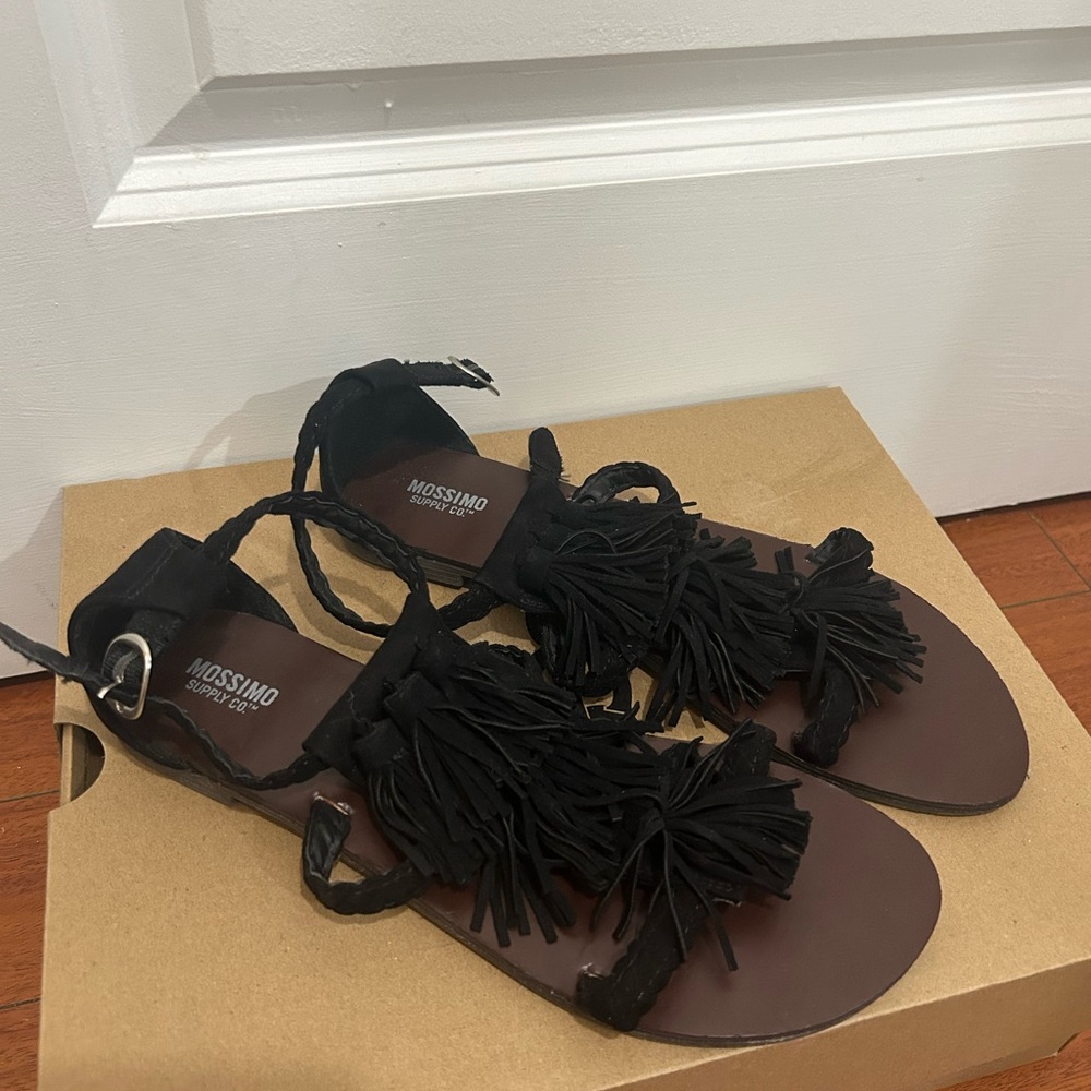 Massimo Dutti Black Fringe Sandals